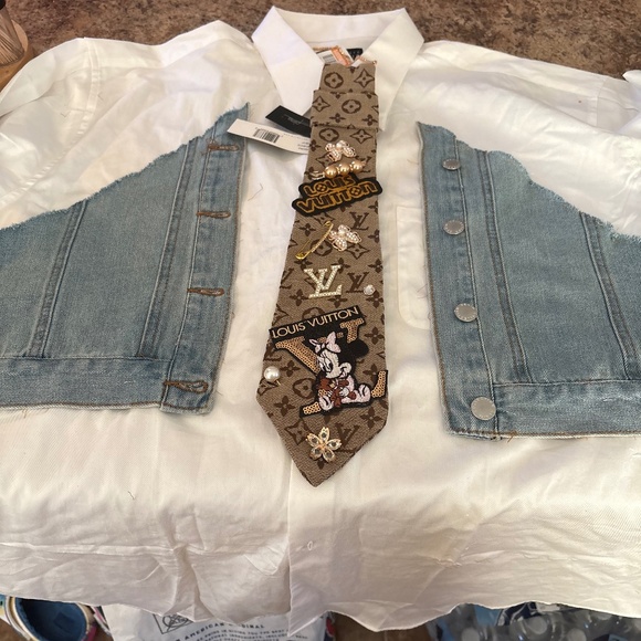 Jean shirt & tie - Picture 1 of 1